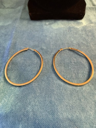 Vintage gold color oval - gold,