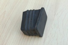 JACKING POINT RUBBER BUNG /