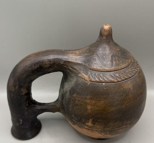 Greek pottery sfuouni wine jug - pottery,