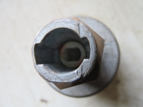 Lucas ignition switch - lucas,