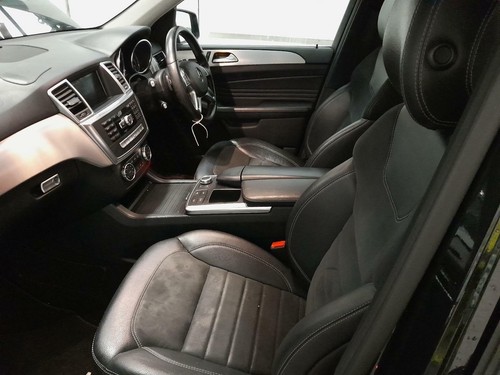 Class ml350 black leather - m,