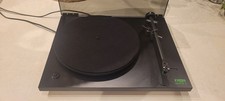 Rega Planar 2 Turntable