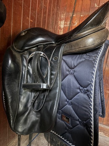 Wow dressage saddle size - wow, 2