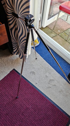 Pyramid tripod compact - pyramid,