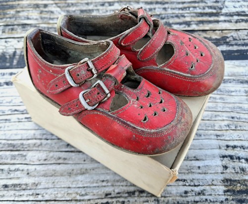 Vintage 1950s 1960s red - /,
