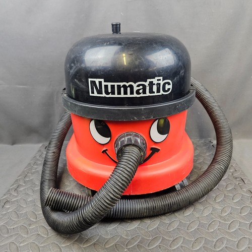 Numatic henry hoover - henry,