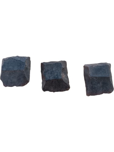 Knapped flints for flintlock - flints,