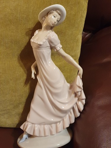 Lladro nao lady - lladro, figurine