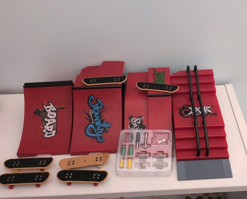 Skateboard bundle with - skateboard,