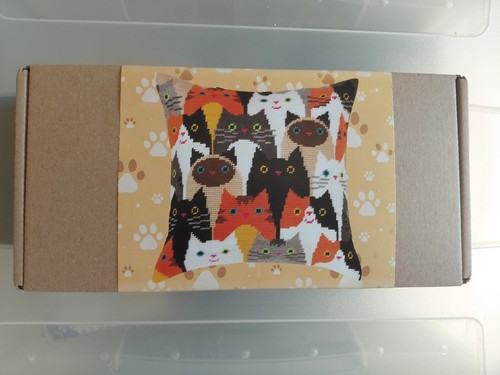 Brvsk cat choir 461 tapestry - cat,