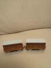 Annie And Clarabel Thomas