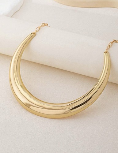 Stylish gold statement - gold,