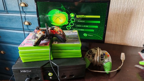 Xbox original console bundle - xbox,