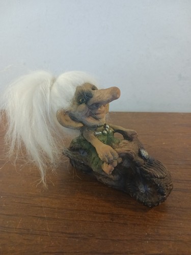 Nyform norway troll grandma - norway,
