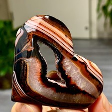 75GNatural striped agate heart-shaped agate energy healing