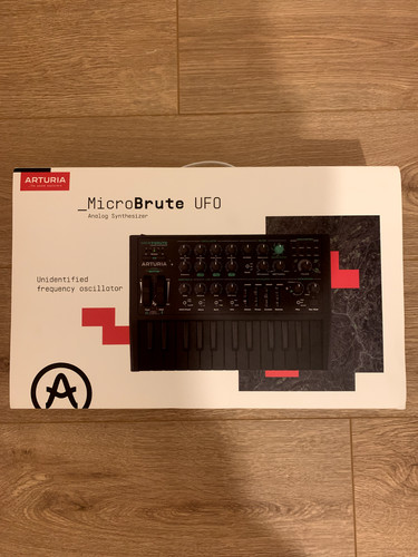 Arturia microbrute ufo - arturia,