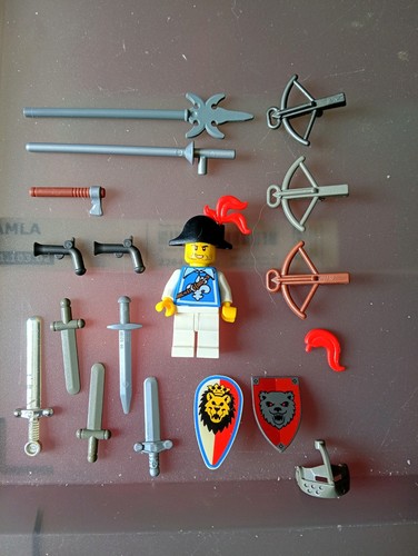 Lego 18836pb02 shield and