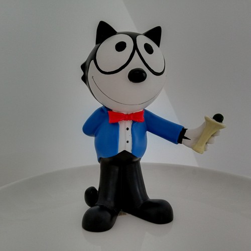 Cocktail waiter felix the cat - waiter,