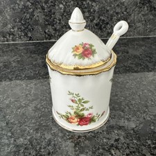 Royal Albert Old Country Roses