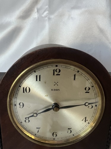 Vintage small mantel clock - small,