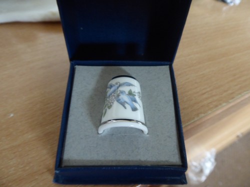 Vintage royal worcester - worcester, boxed