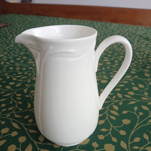 Wedgwood white creamer milk - wedgwood, creamer/
