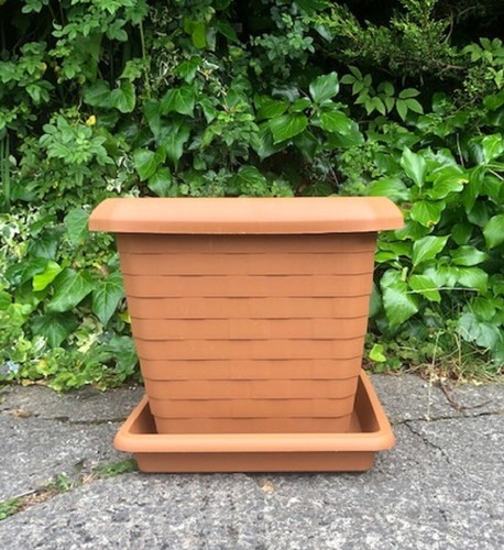 Heavy duty plastic square - heavy,