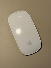 Apple Magic Mouse 1st Gen A1296 (3VDC) Bluetooth Wireless AA Battery Powered