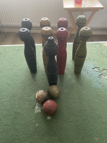Vintage wooden table skittles - wooden,
