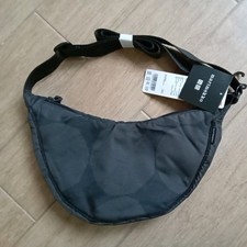 Marimekko Uniqlo Round Mini