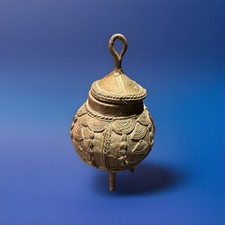 African Bronze Tripod Ointment Pot with Lid – Benin Style Cast Vessel