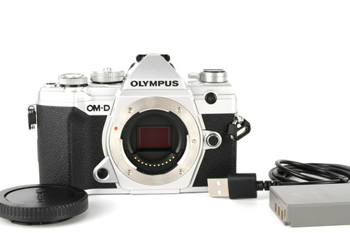 Near mint olympus d - [near, e-m5