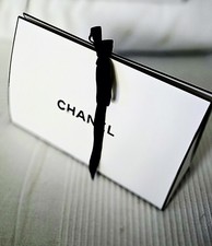 Chanel empty gift bag+shredded Paper , L ( 27×17×9cm ). Brand New in Box,genuine