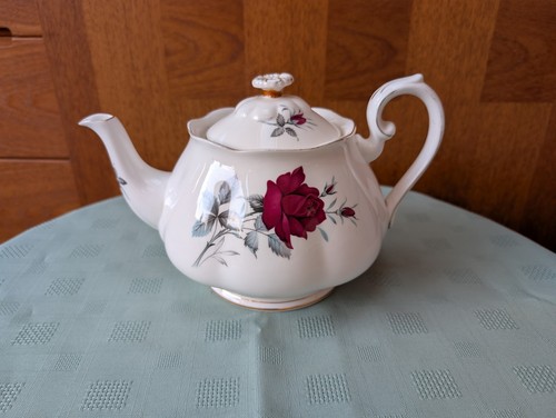 Vintage royal albert - vintage,