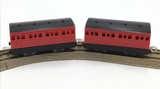 Trackmaster Thomas & Friends SIR HANDEL COACHES Red Train Cars 2006 Hit Toy Co
