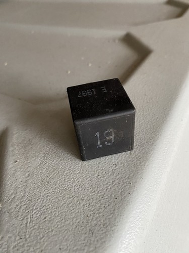 Relay number 19 - vw,