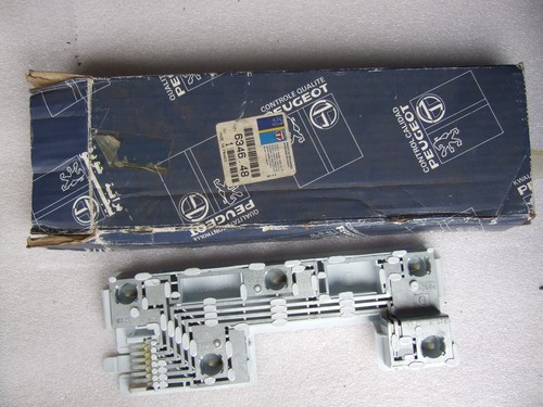 Genuine peugeot 305 - 305, tail