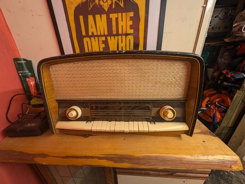 Antique vintage radio - vintage, orion