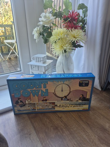 Vintage countdown board game - vintage,