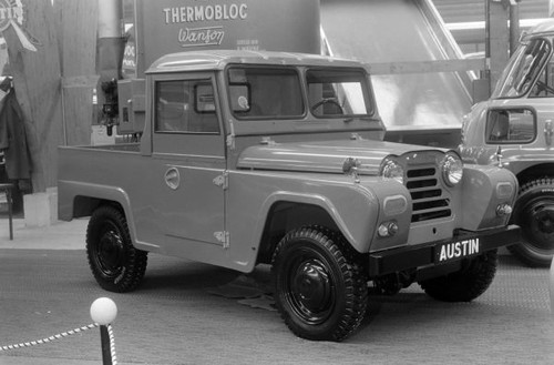 Austin gypsy motor - motor, show