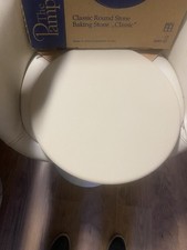 Pampered Chef 13” Round