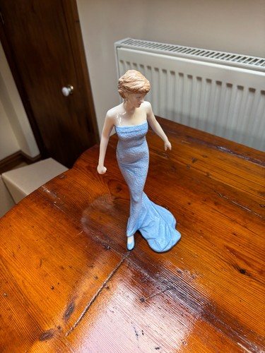 2007 royal doulton diana - doulton,