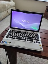 Silver Sony VAIO vpcz1 13.1"