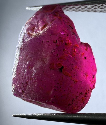 Natural purple garnet - 10.7,