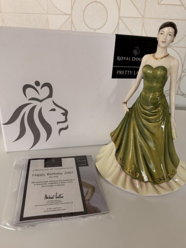 Royal doulton figurine happy - royal,