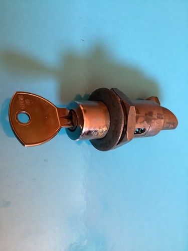 Lancia fulvia coupe boot lock - lancia,