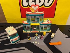 LEGO FRIENDS: Heartlake City