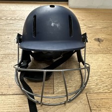Gunn & Moore GM Diamond Geo Cricket Helmet Junior Size 54-59 Navy Used