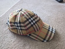 Burberry Baseball Cap M/L
