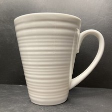 Belleekliving White Conical Contoured Bone China Mug 